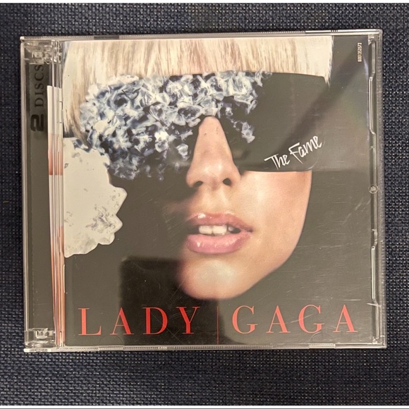 CD lot - 1/ 5$ all for 35$ - Picture 10 of 14